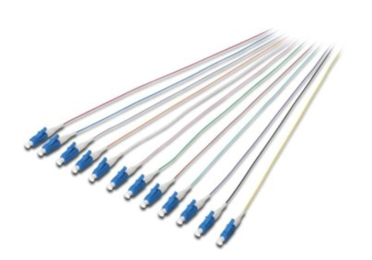 LWL Pigtails, OS2 9/125µm  LC 12 Fasern
